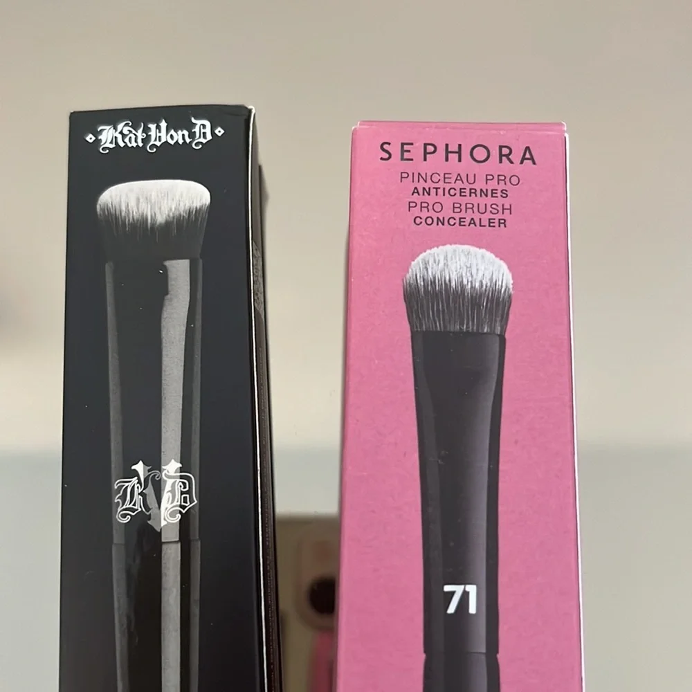Kat von D Sephora KVD concealer brushes NEW 💎 - Picture 2 of 3